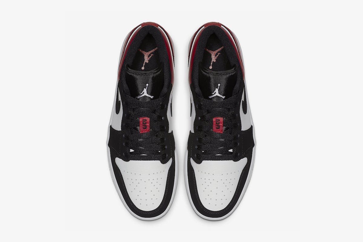 jordan 1 low black toe